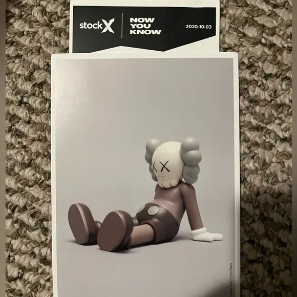 adidas Yeezy Boost 350 V2 Carbon - Picture 10 of 14